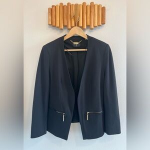 T Tahari Black Open Front Ponte Stretch Woven Blazer with Gold Zippers. Size 4